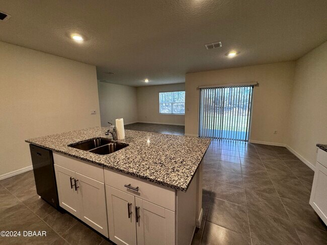 Building Photo - 2790 Fermoy Dr