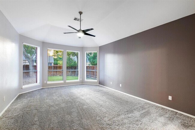 Building Photo - Gorgeous 4-bedroom home!