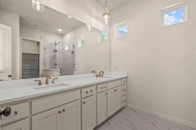 Building Photo - 173 Hulen Cir
