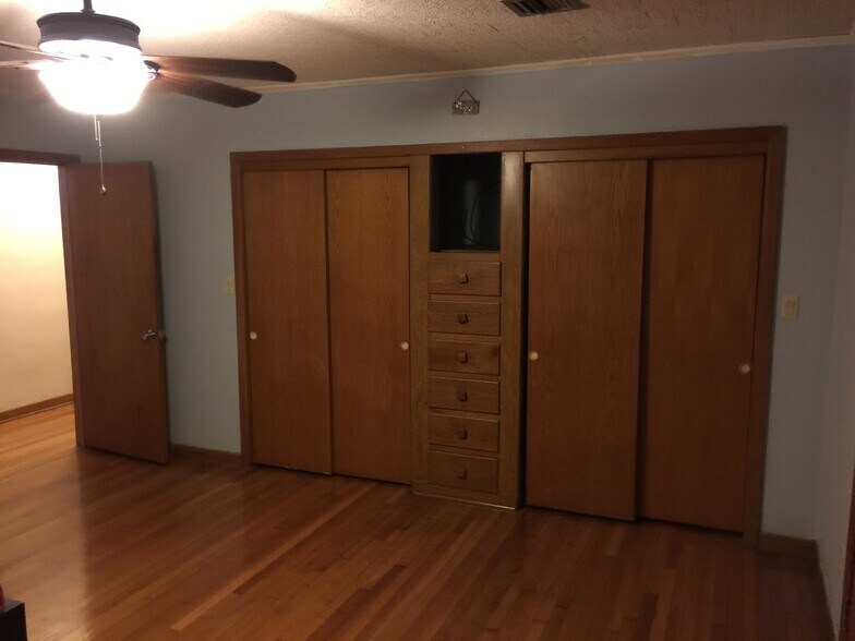 Bedroom 2 closets - 2156 NW 4th Pl