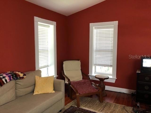 Building Photo - 27 Williams St