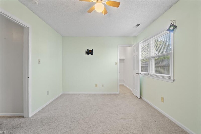 Building Photo - 3885 Topaz Ln