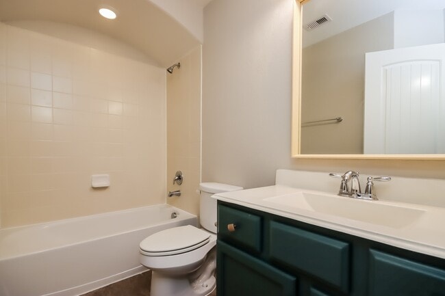 Building Photo - 13207 Clover Creek Point Ln