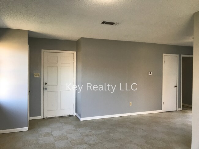 Building Photo - 5506 Mansour Ave
