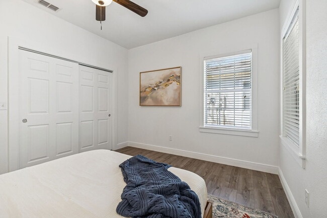 Building Photo - 12715 Taylor Nicolas Dr