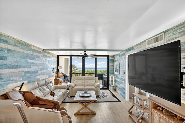 Building Photo - 10680 S Ocean Dr