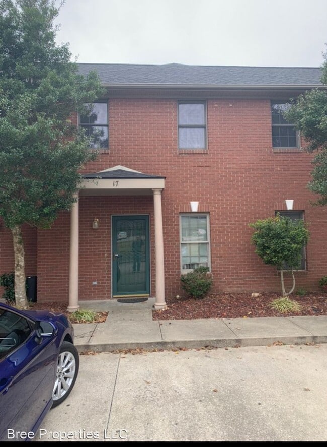 Primary Photo - 17 Saddlebrook Garden Homes Rd