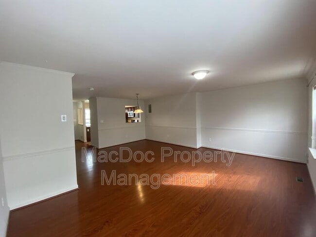 Building Photo - 17970 Milroy Dr