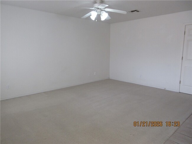 Building Photo - 2469 Fox