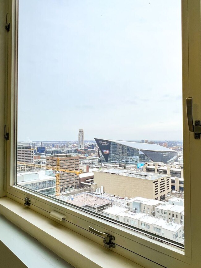 Building Photo - Discover Skyway Connected: Luxury Living in Downtown Minneapolis for $1,199/month!