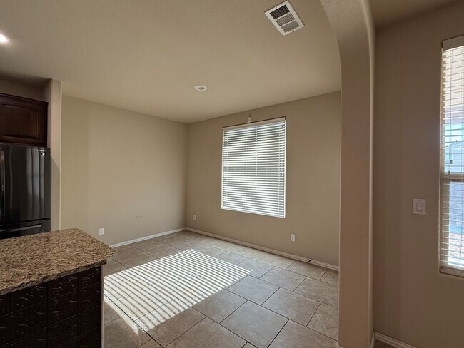 Building Photo - 7220 Cross B Rd