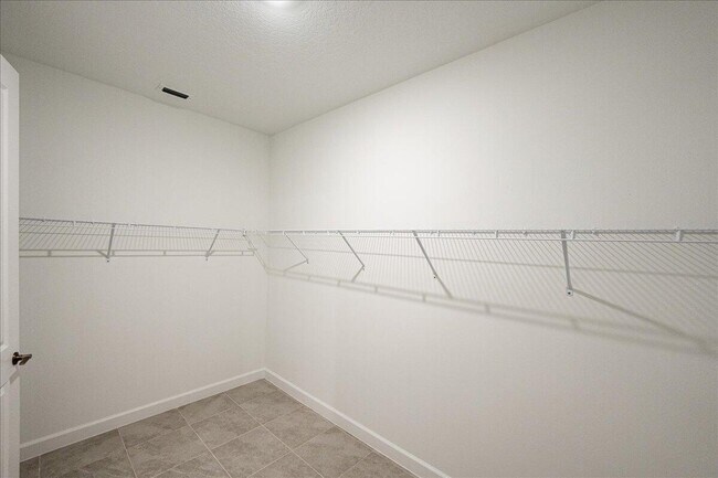 Building Photo - 3527 Angler Dr