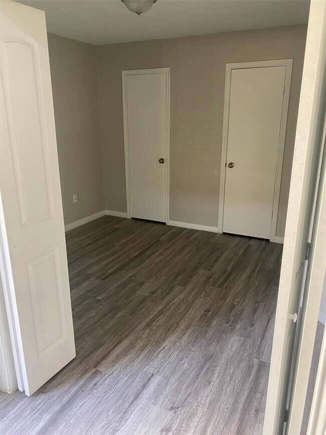 Building Photo - 7519 San Benito Dr