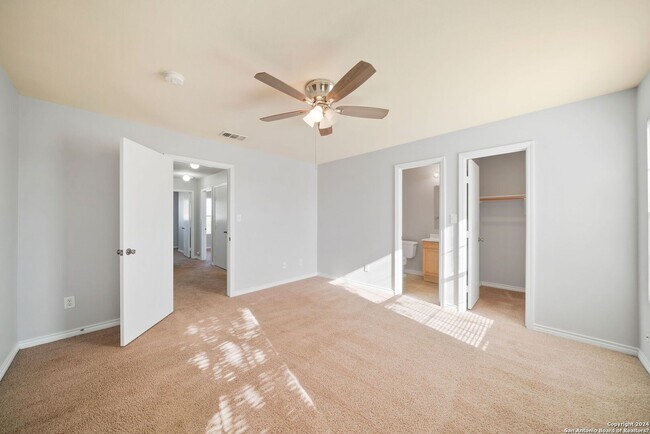 Building Photo - 3 Bedroom and 2.5 Bathroom located in The Gardens at The Summit Subdivision