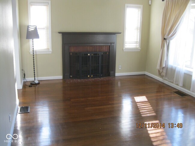 Building Photo - 5845 Brouse Ave