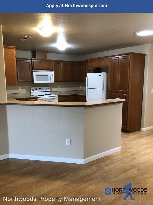 Building Photo - 2 br, 2 bath House - 322 Cheney Loop