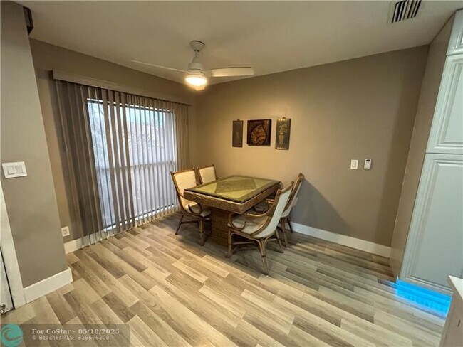 Building Photo - 13363 Pineapple Palm Ct
