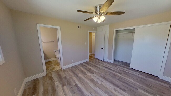 Building Photo - Coming Soon: Spacious 3Bd 2Ba College Park West Home