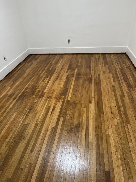 Building Photo - 5304 Hollis Ave