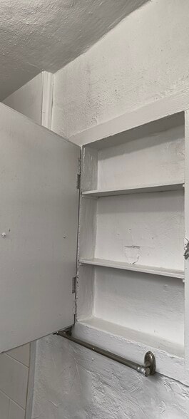 Building Photo - 1720 San Bernardino Ave