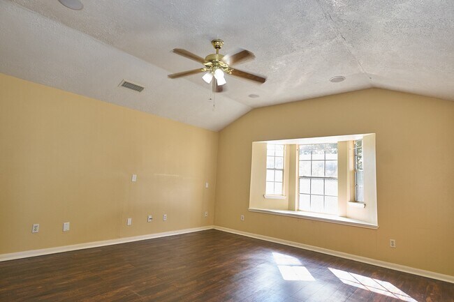 Building Photo - 219 Fort Sumter Ct