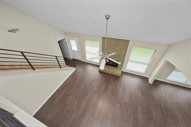 Building Photo - 3807 Cedar Valley Dr