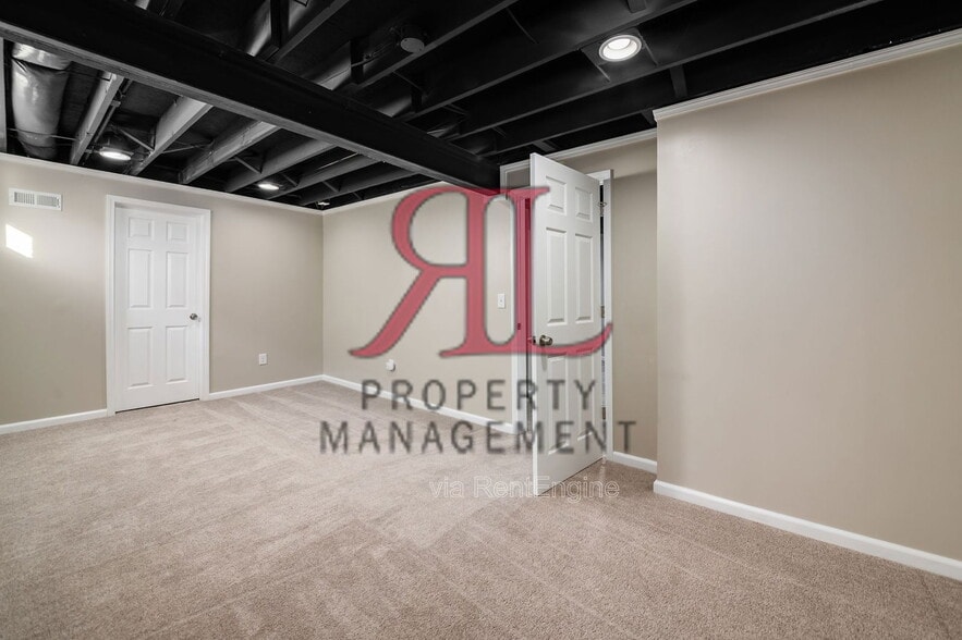 Building Photo - 251 Kyber Run Cir