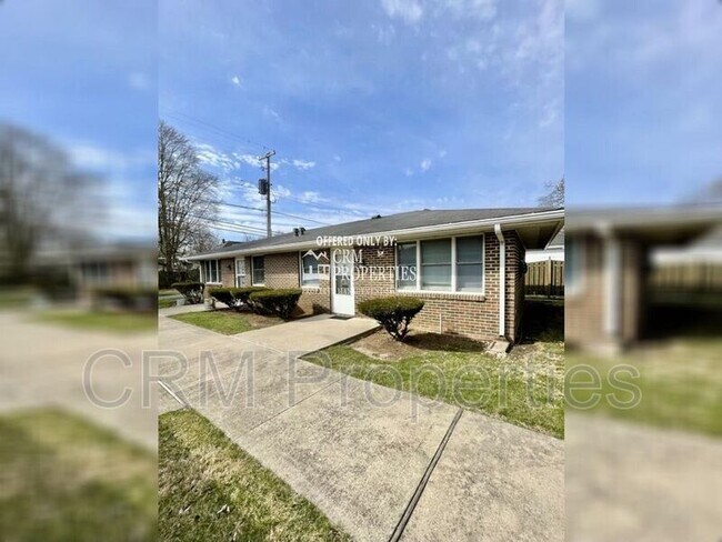 Primary Photo - 305 E Main St