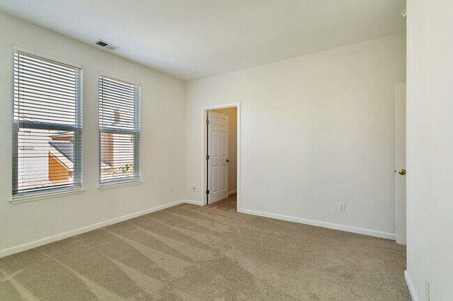 Building Photo - 2743 Corde Terra Cir