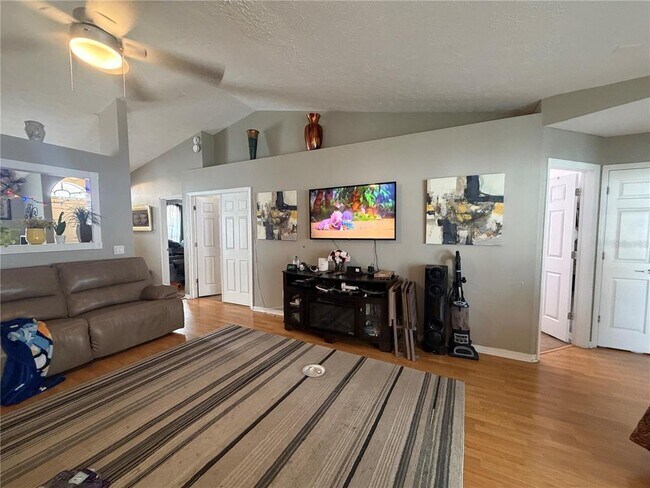 Building Photo - 11232 Andy Dr