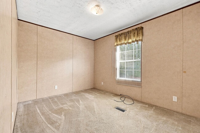 Building Photo - 188 Bradley Dr
