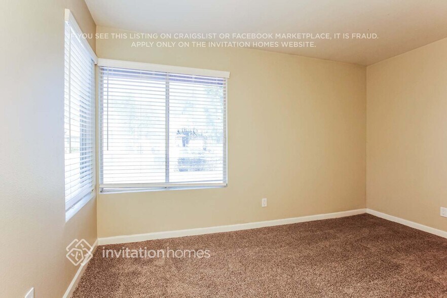 Building Photo - 7557 W Wolf St