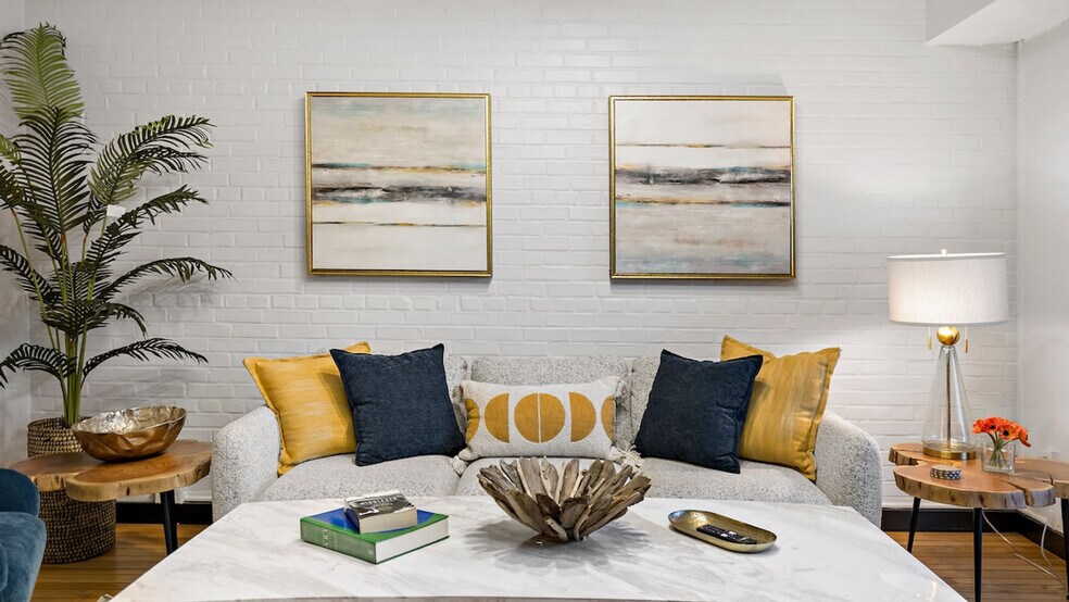 Building Photo - 3590 Water St NW