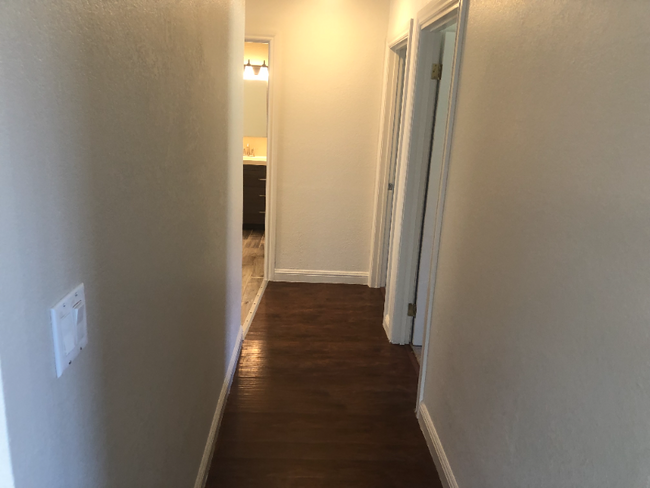Building Photo - 1342 Palos Verdes Dr