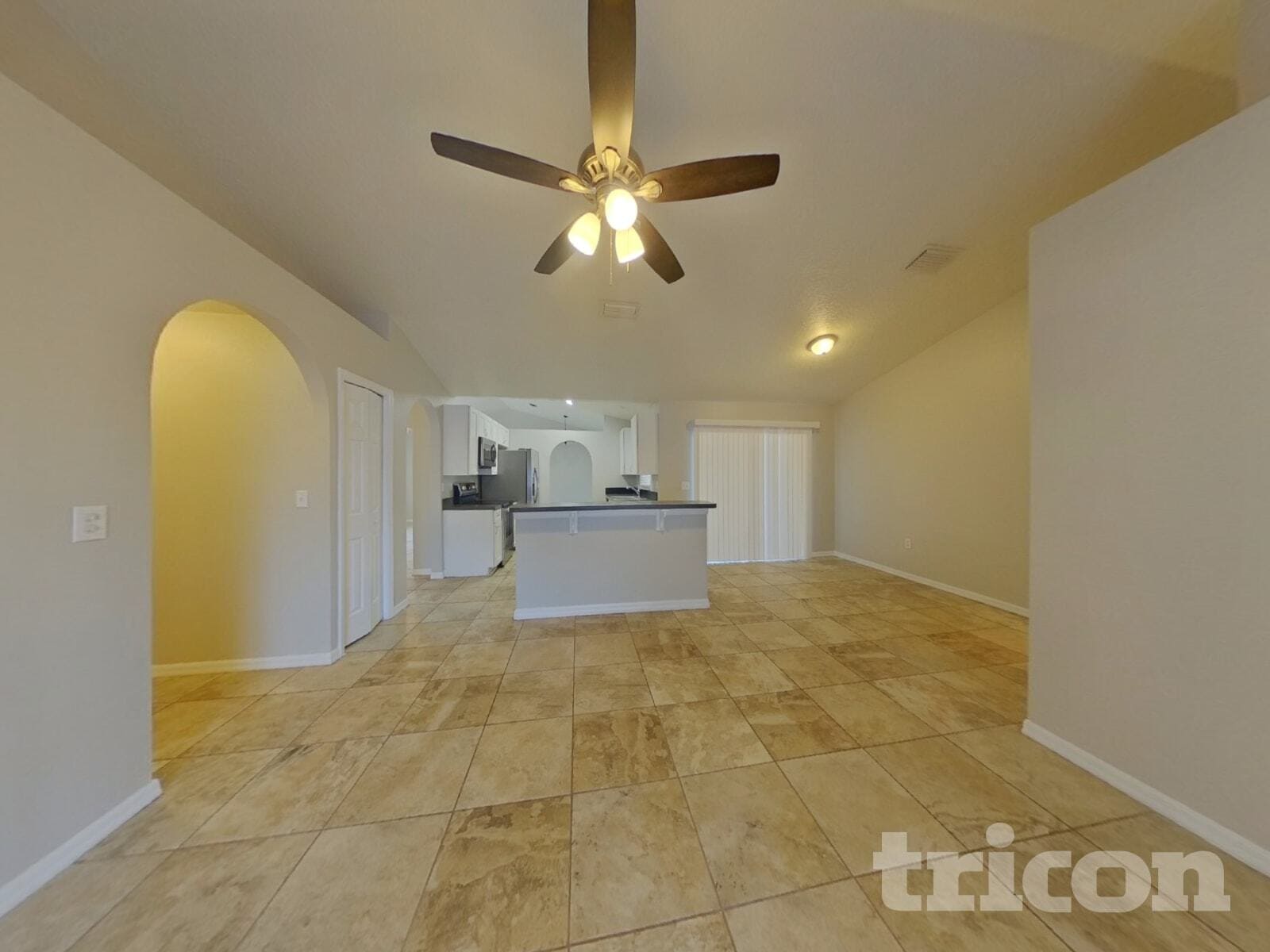 Building Photo - 400 Cocoa Ct