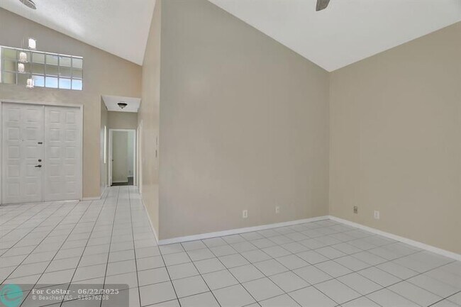 Building Photo - 6455 NW 78th Dr