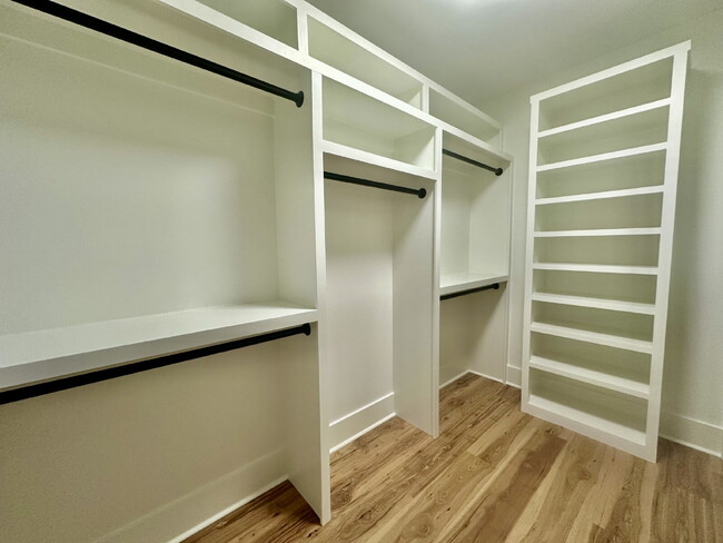 Building Photo - Stunning Four Bedroom Low Country Home in ...