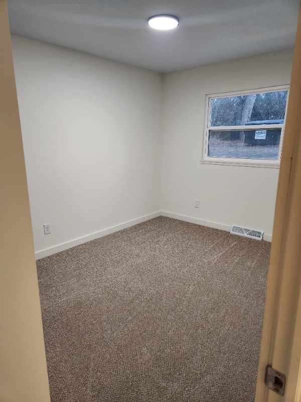 Building Photo - 4707 Kent Rd