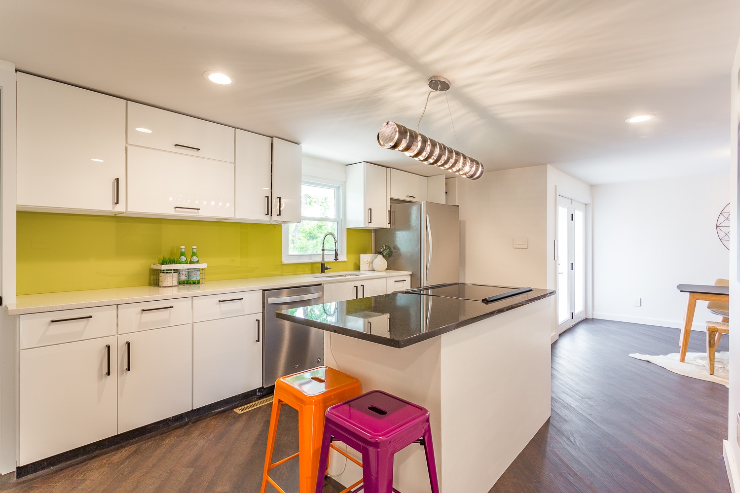 new appliances - 8011 Shallowford Rd