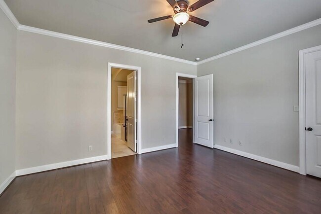 Building Photo - 11005 Upland River Dr