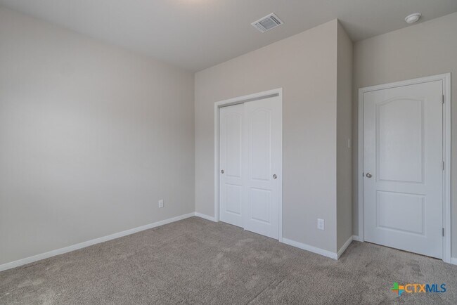 Building Photo - 5410 Friars Lp