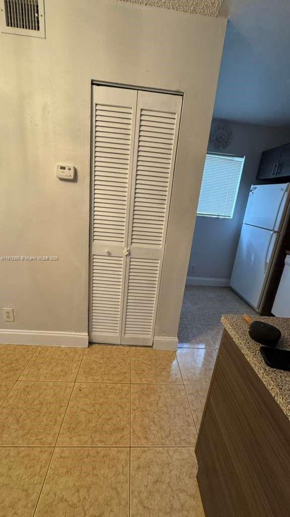 Building Photo - 306 Gardens Dr