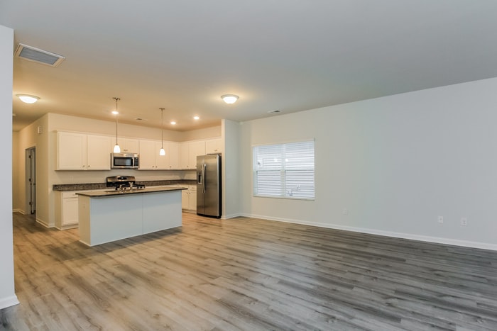 Building Photo - 127 Dorian Lp