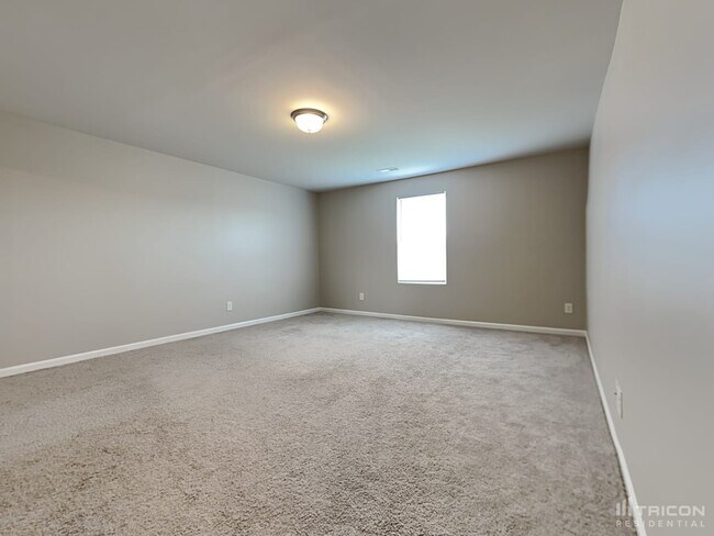 Building Photo - 423 Oakleigh Ln
