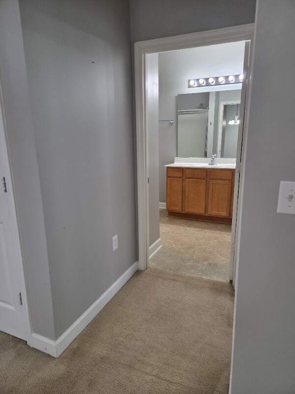 Building Photo - 923 Windcastle Ln