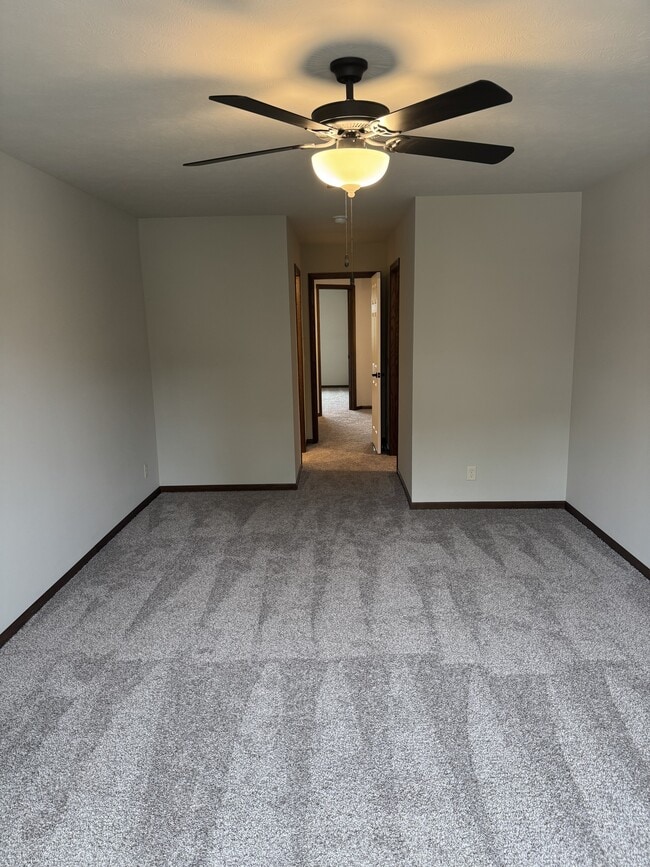 Building Photo - 5745 Holmstrom Ct