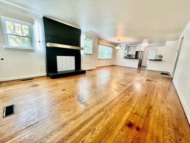 Building Photo - 318 McNabb Ave
