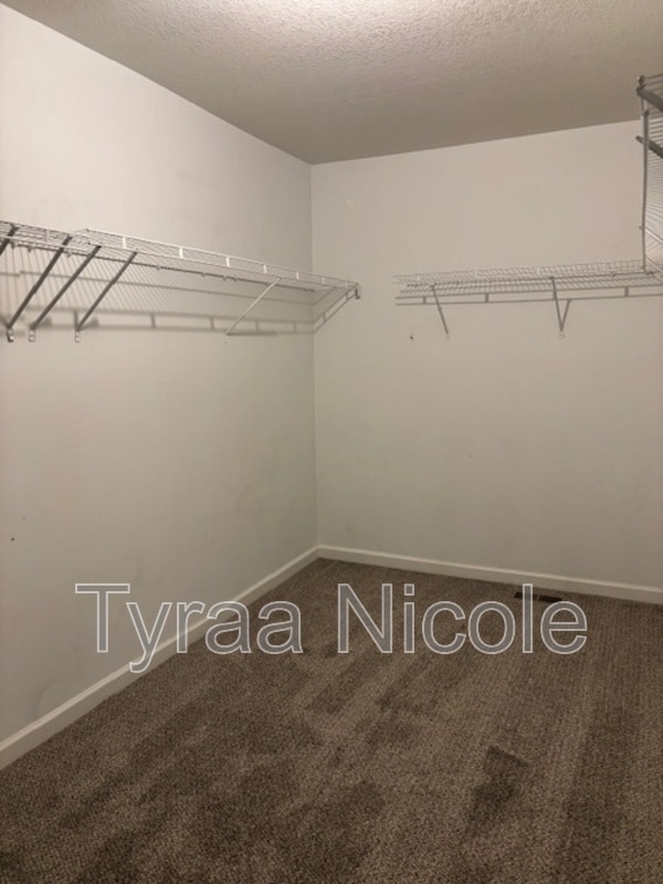 Building Photo - 28825 Cullen Dr
