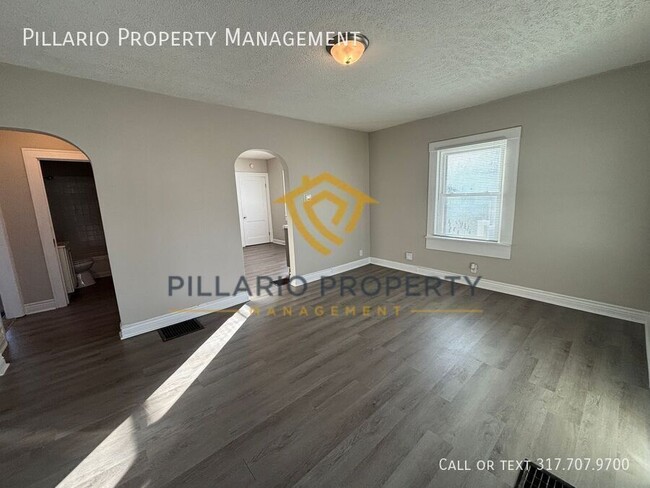 Building Photo - 2459 Finley Ave