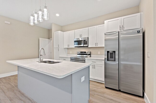 Building Photo - 141 Barrington Dr
